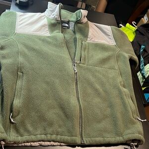 The north face jacket size medium